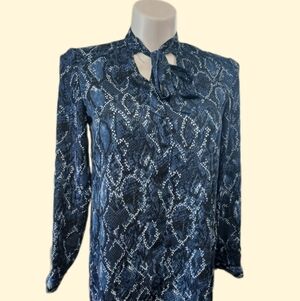 Nine west snake print blouse ,small size,brand new with tags